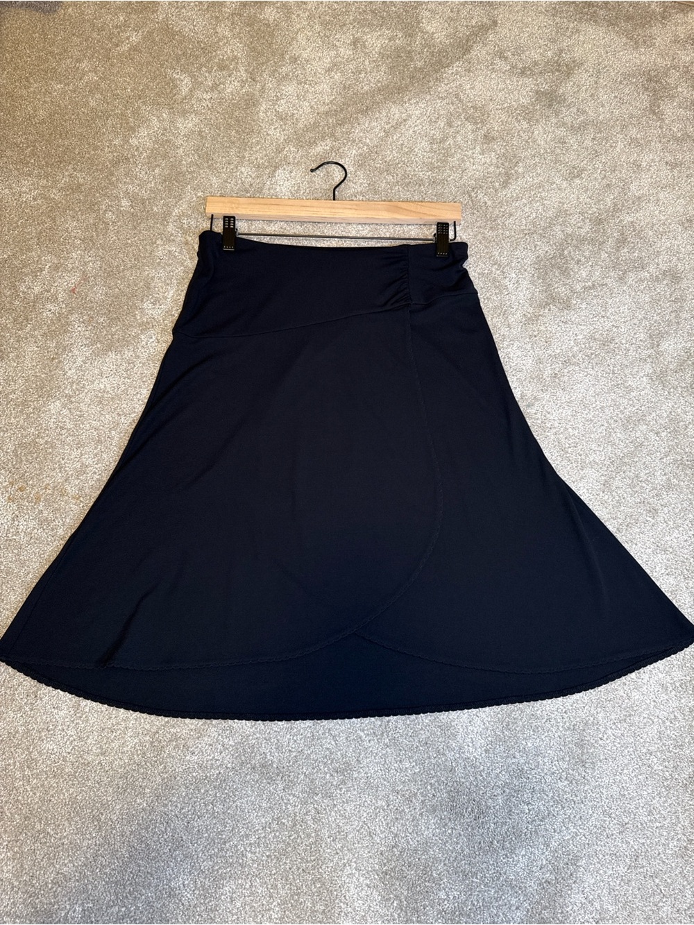 Express Black Asymmetrical Wrap Skirt Sz Small Flowy Stretch Midi Mini Workwear - Picture 2 of 5